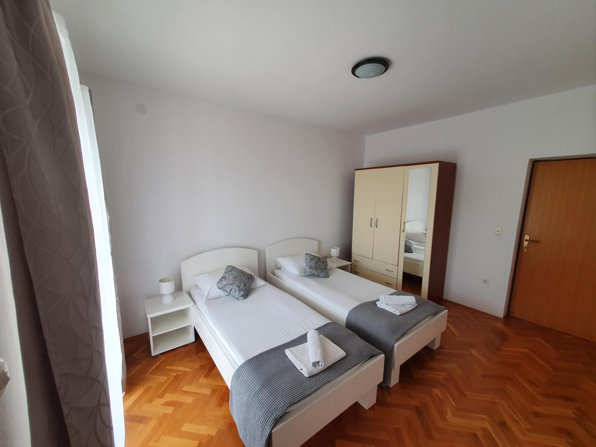 Apartmani Ante Jasenice  Bagian luar foto